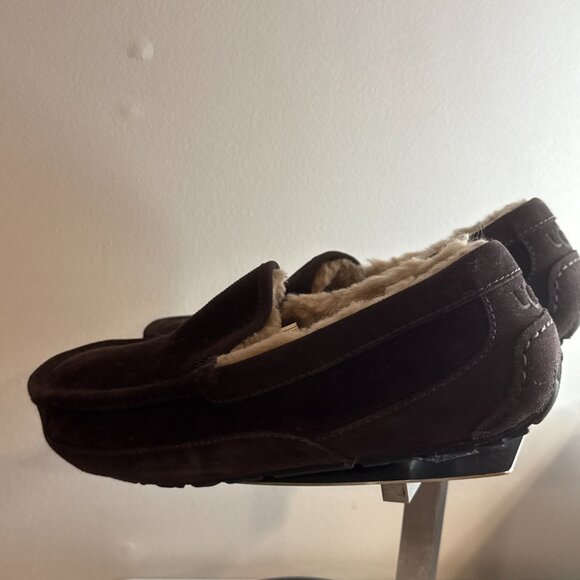 UGG® Ascot Corduroy II Driver Men's Brown Slippers - Picture 4 of 8